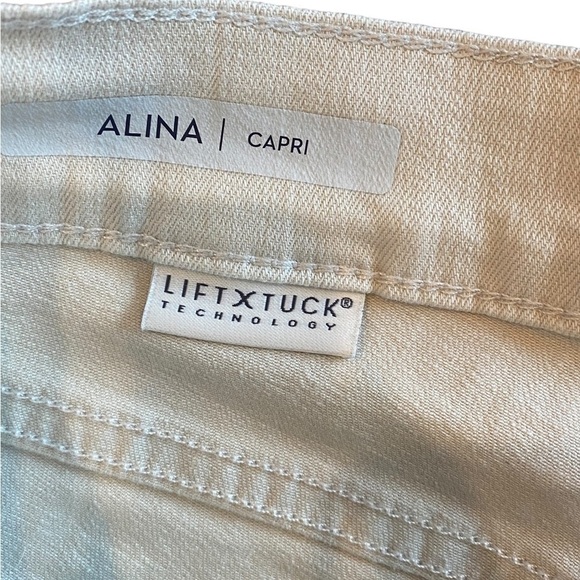 NYDJ Alina Skinny Embroidered Capri Jeans Lift Tuck Size 2 - Picture 11 of 12